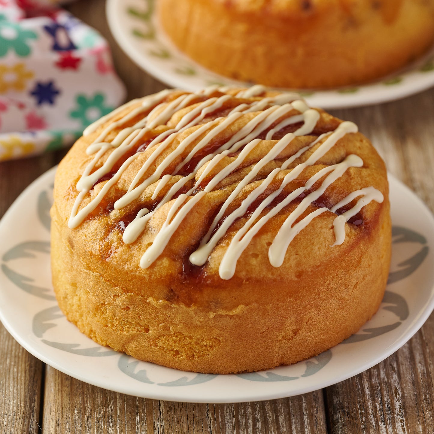 10 Piece Summer Cake Selection