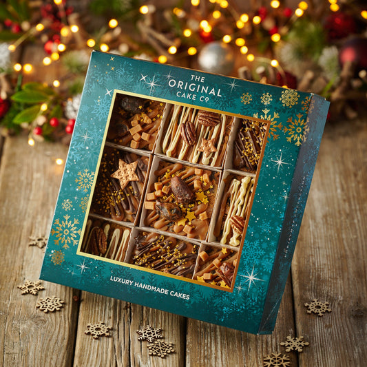 Deluxe Spiced Rum, Caramel & Date fruit Cake-Christmas Gift Box