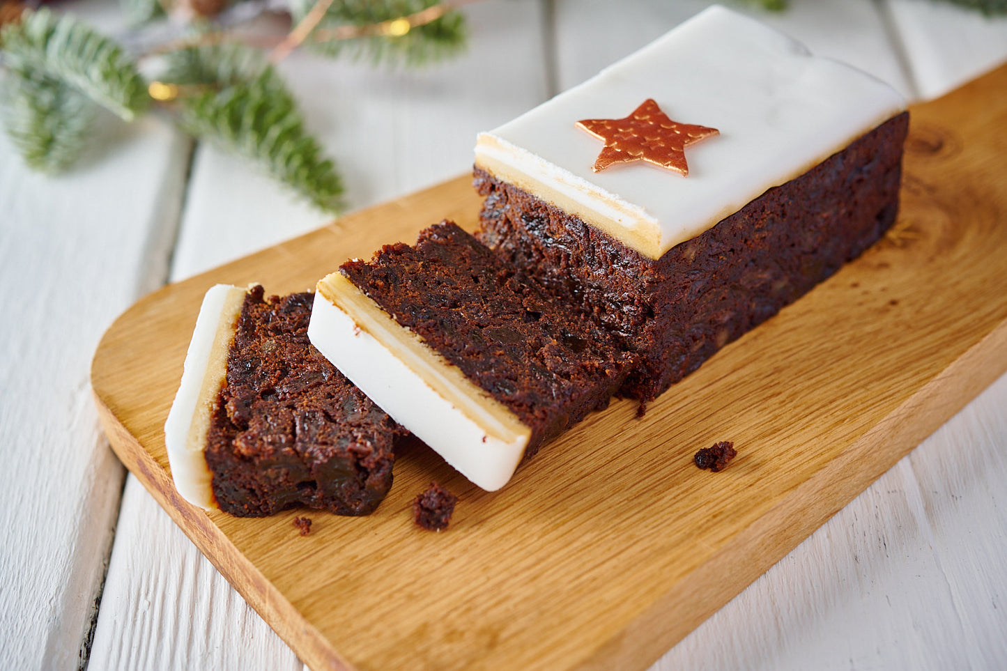 Festive Iced Fruit Cakes x8