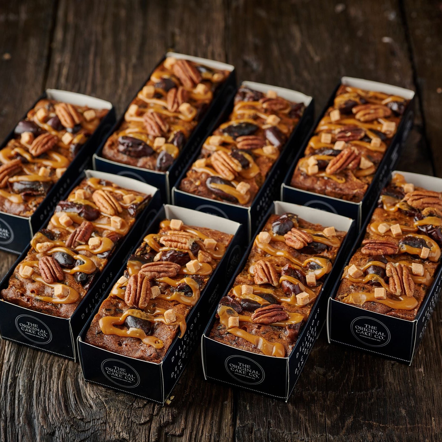 caramel and date fruit cake