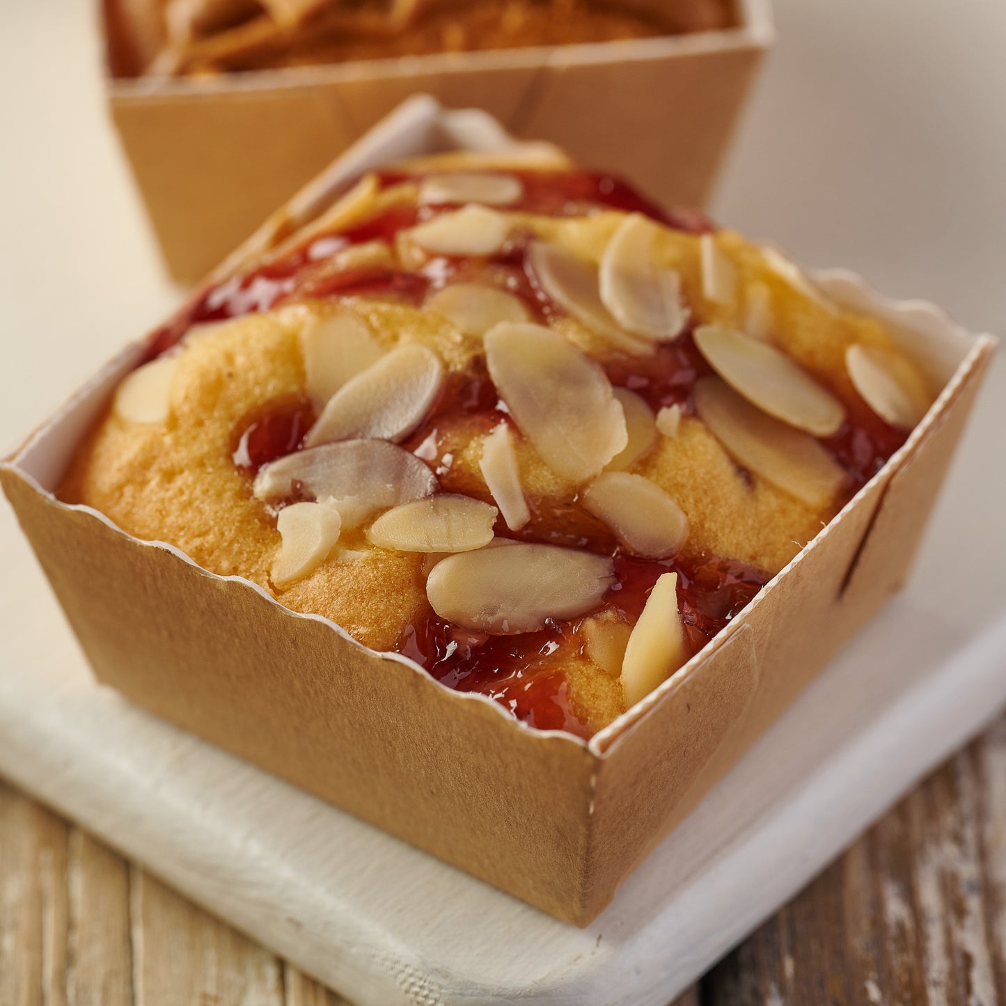 10 Piece Summer Cake Selection