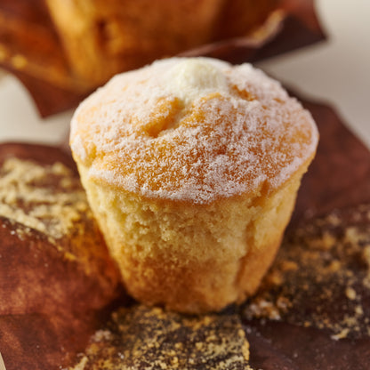 10 Piece Summer Cake Selection