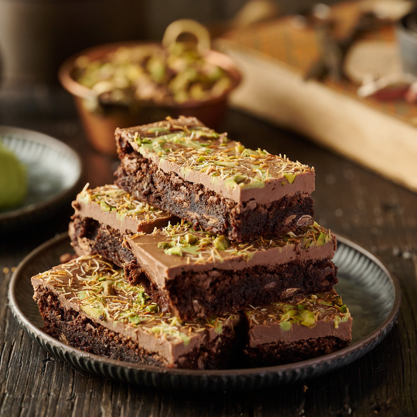 DUBAI CHOCOLATE BROWNIE WITH KUNAFA