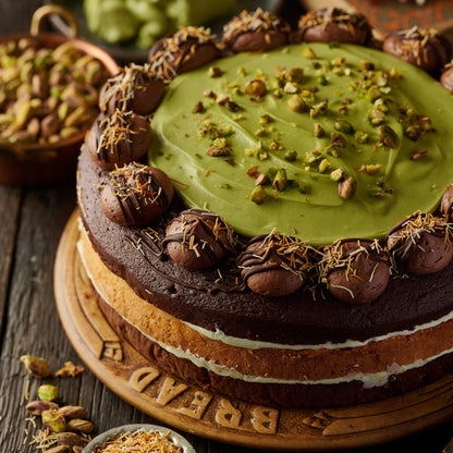 CHOCOLATE AND PISTACHIO CAKE WITH KUNAFA