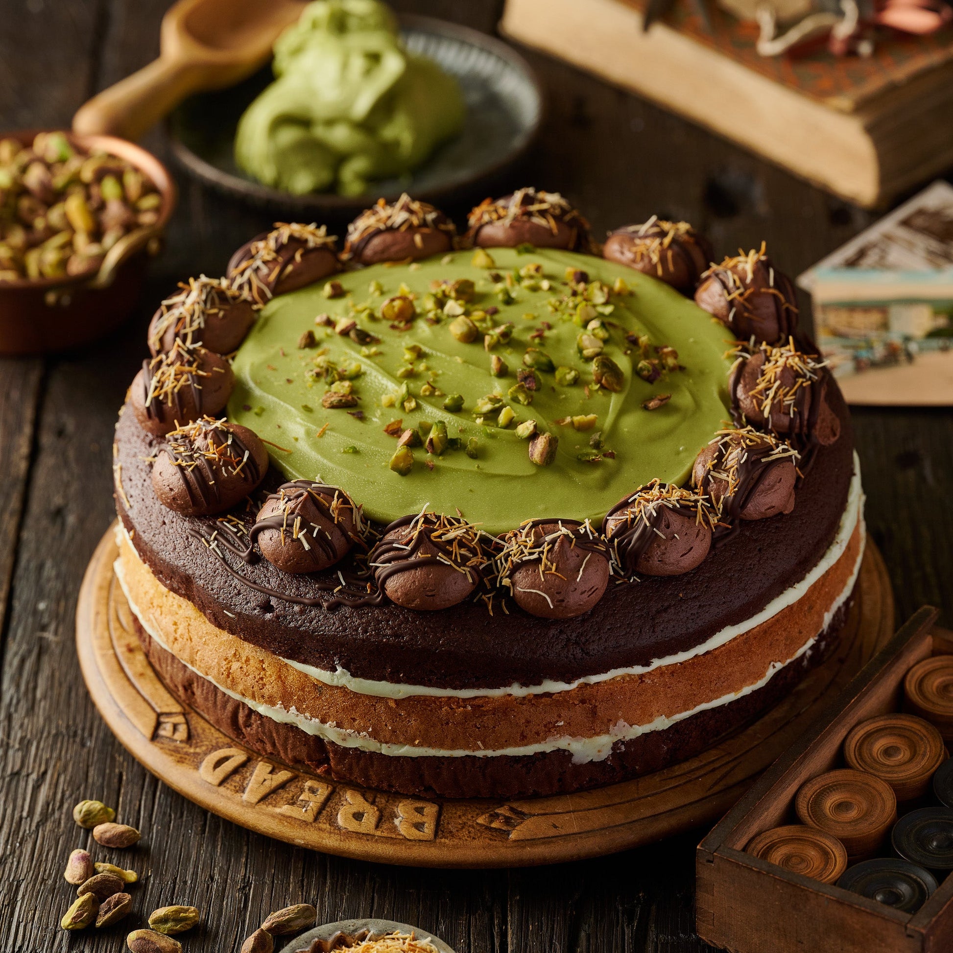 DUBAI CHOCOLATE CAKE 
