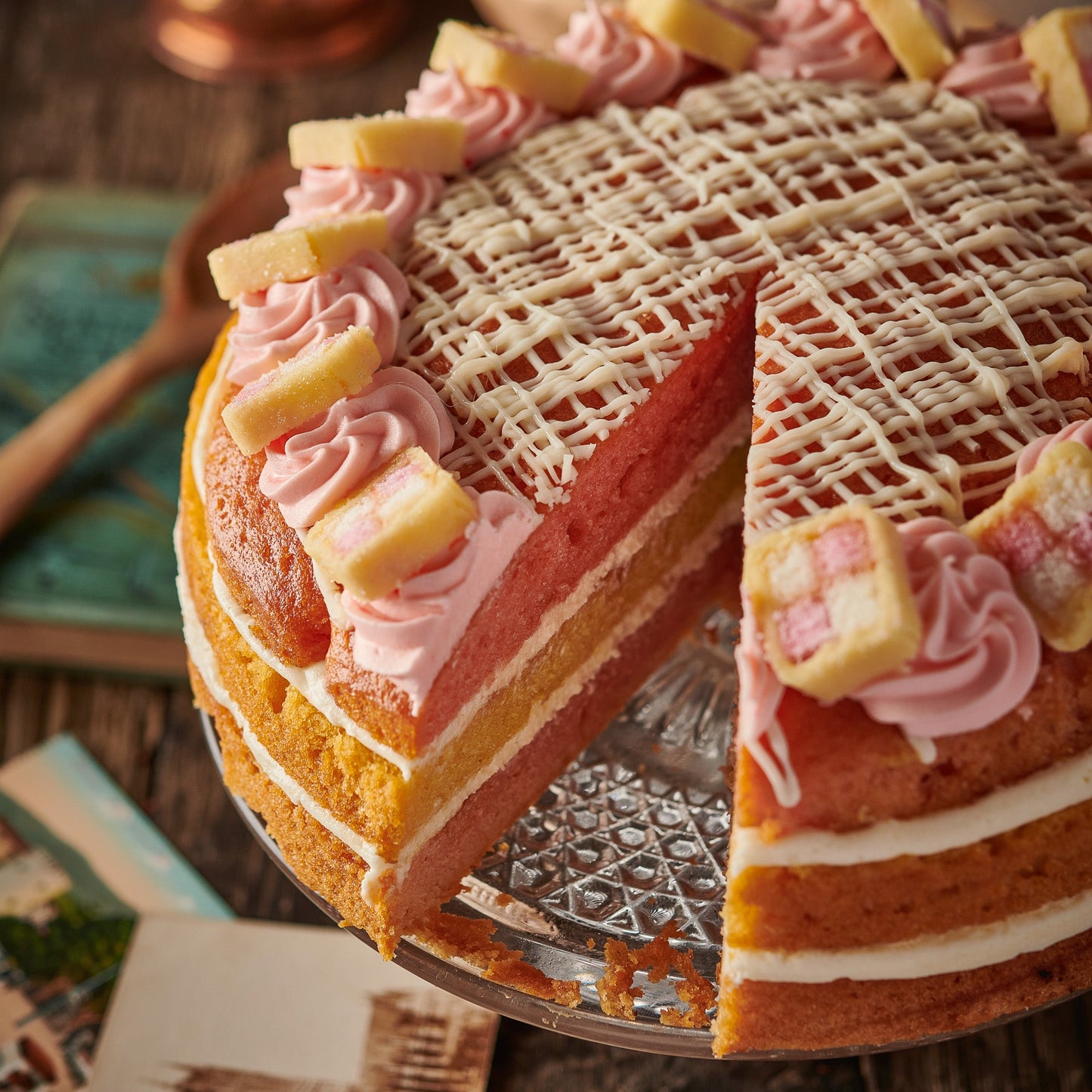 Battenberg Cake (14 Portions)
