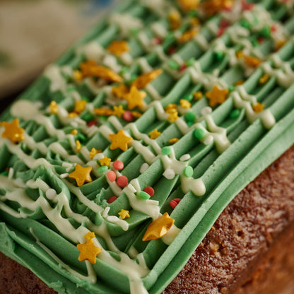 Festive Gingerbread Loaf Cake