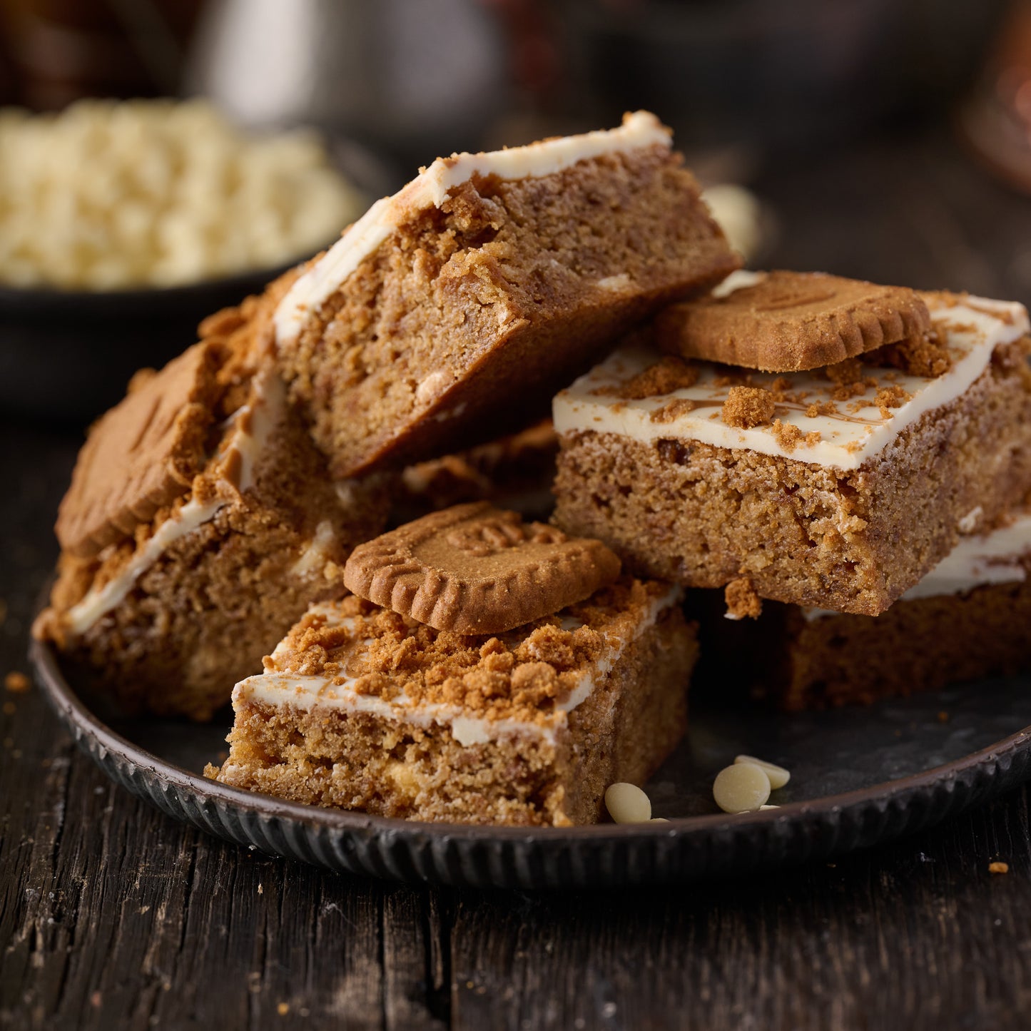 slices of biscoff blondie 