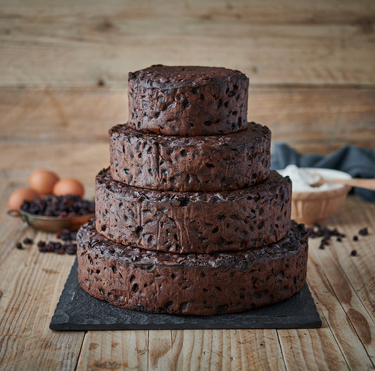 Fruit cake with sultanas and mixed citrus peel 