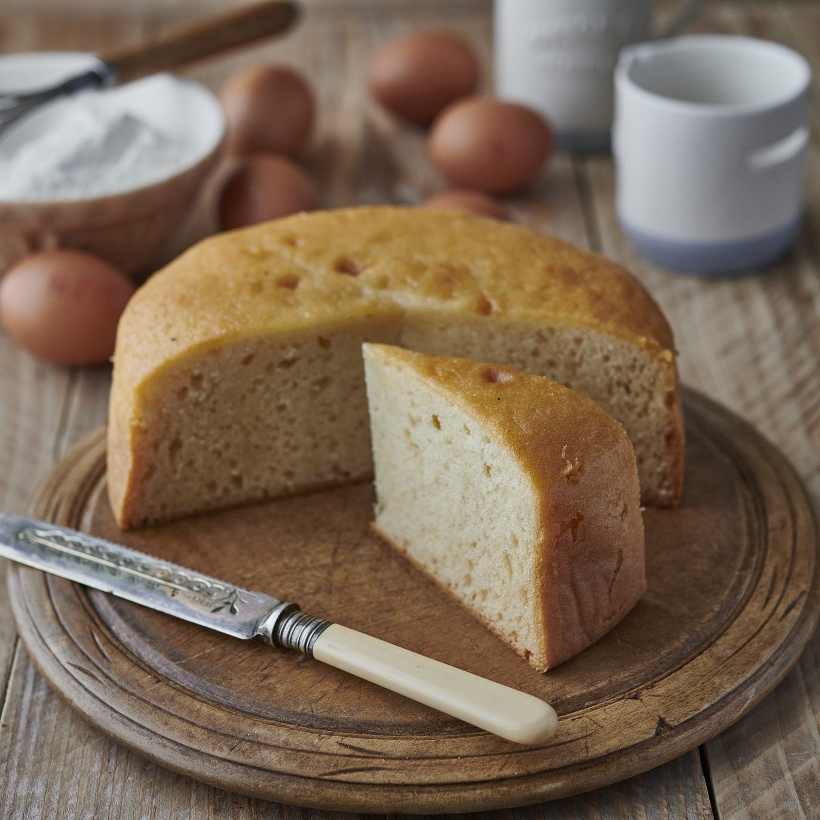 Ready to Decorate Vanilla Cake The Original Cake Company